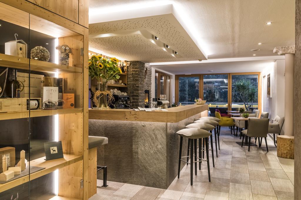 Helmhotel Сан Кандидо Екстериор снимка