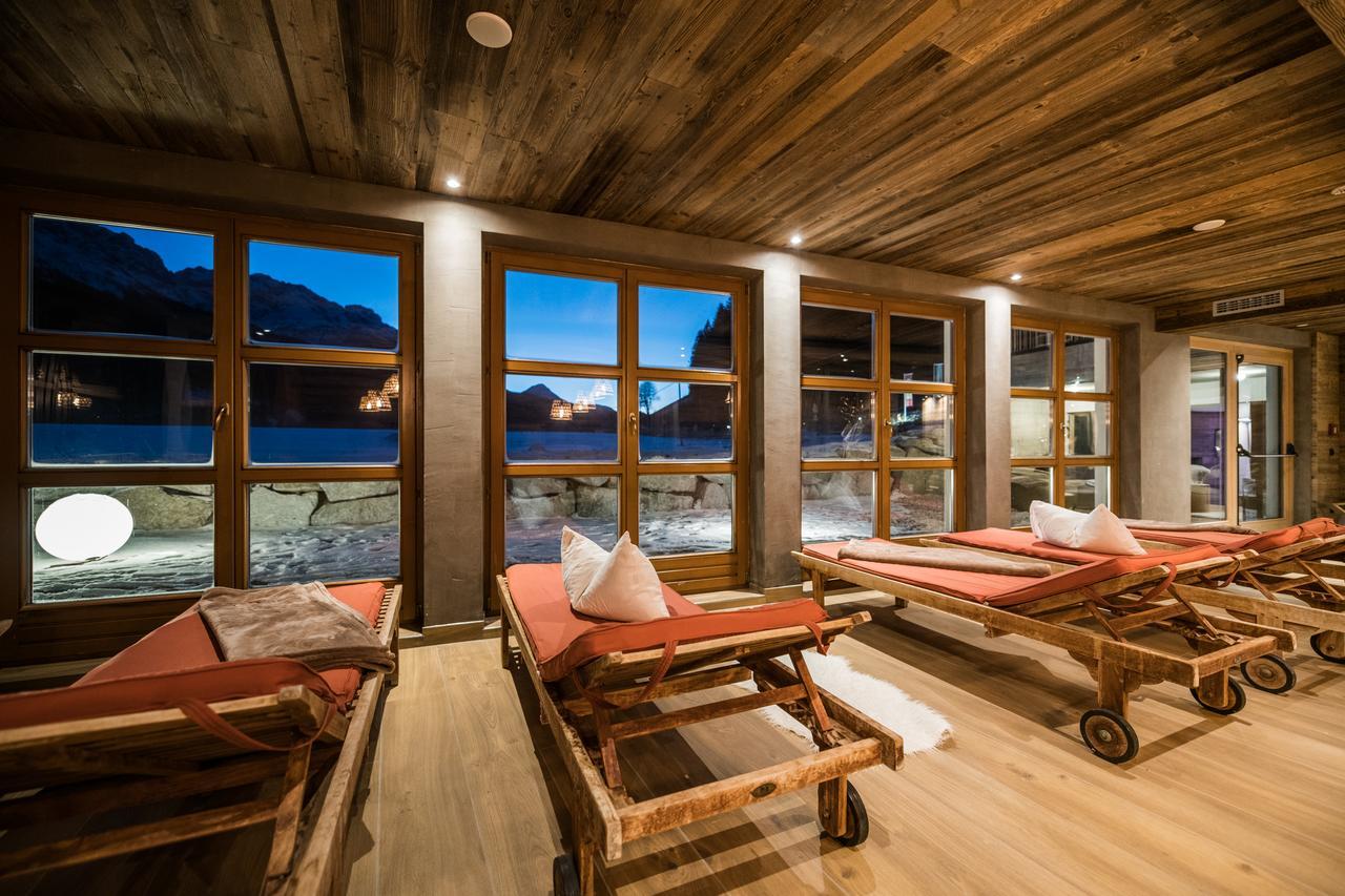 Helmhotel Сан Кандидо Екстериор снимка