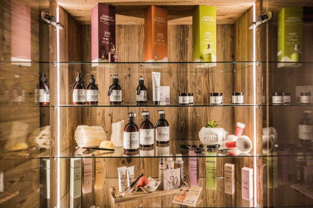 Helmhotel Сан Кандидо Екстериор снимка
